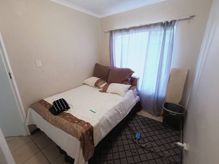 2 Bedroom Property for Sale in The Reeds Gauteng