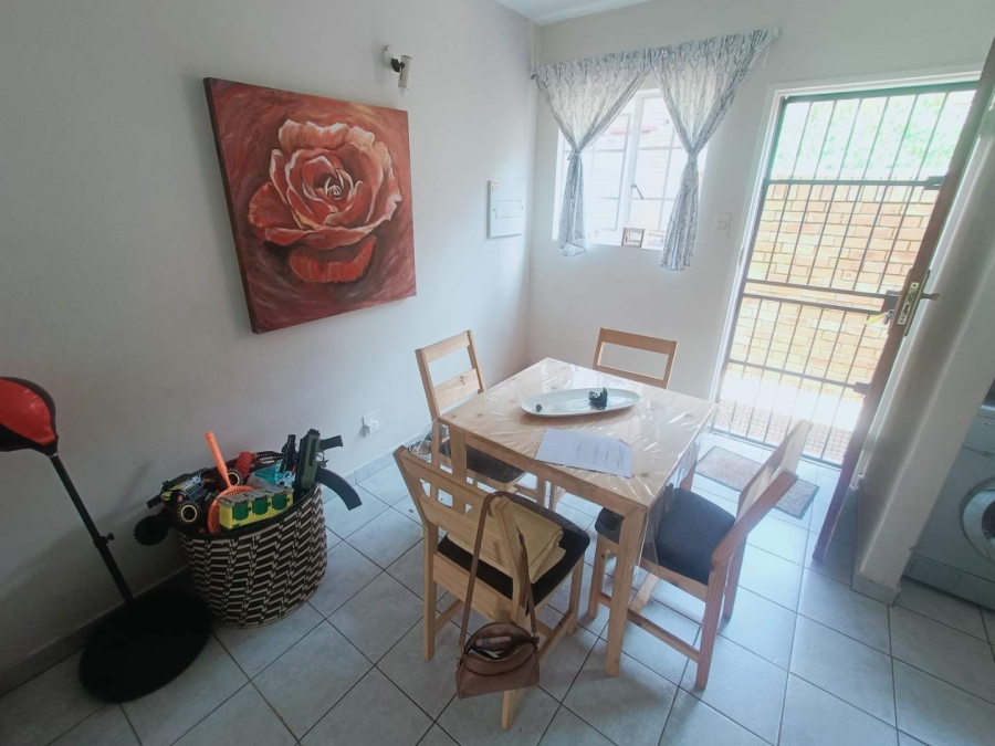 2 Bedroom Property for Sale in Hennopspark Gauteng