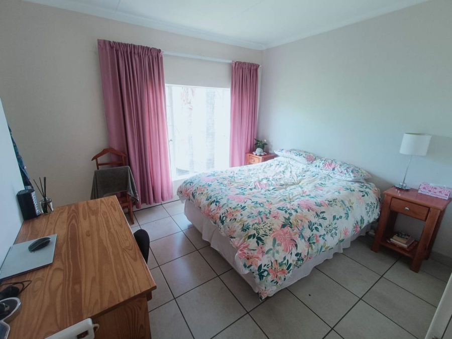 2 Bedroom Property for Sale in Hennopspark Gauteng