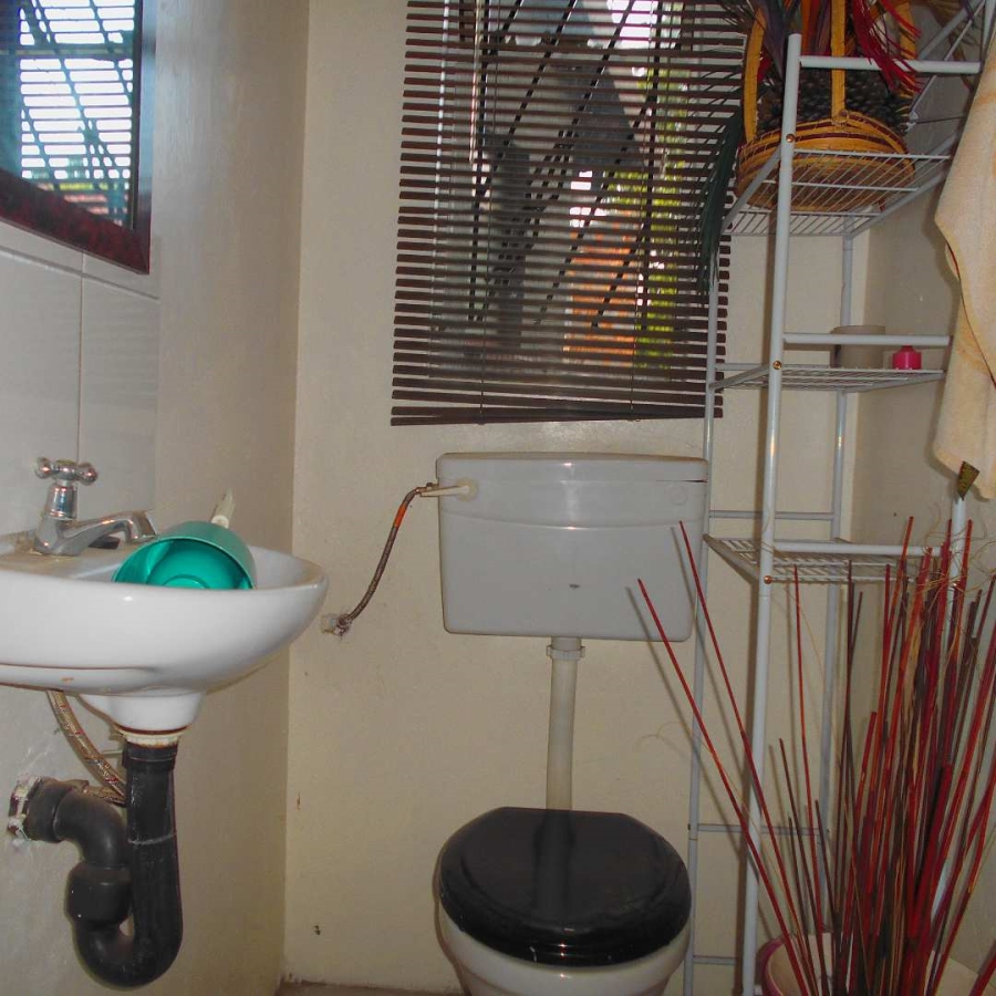 To Let 1 Bedroom Property for Rent in Brackendowns Gauteng