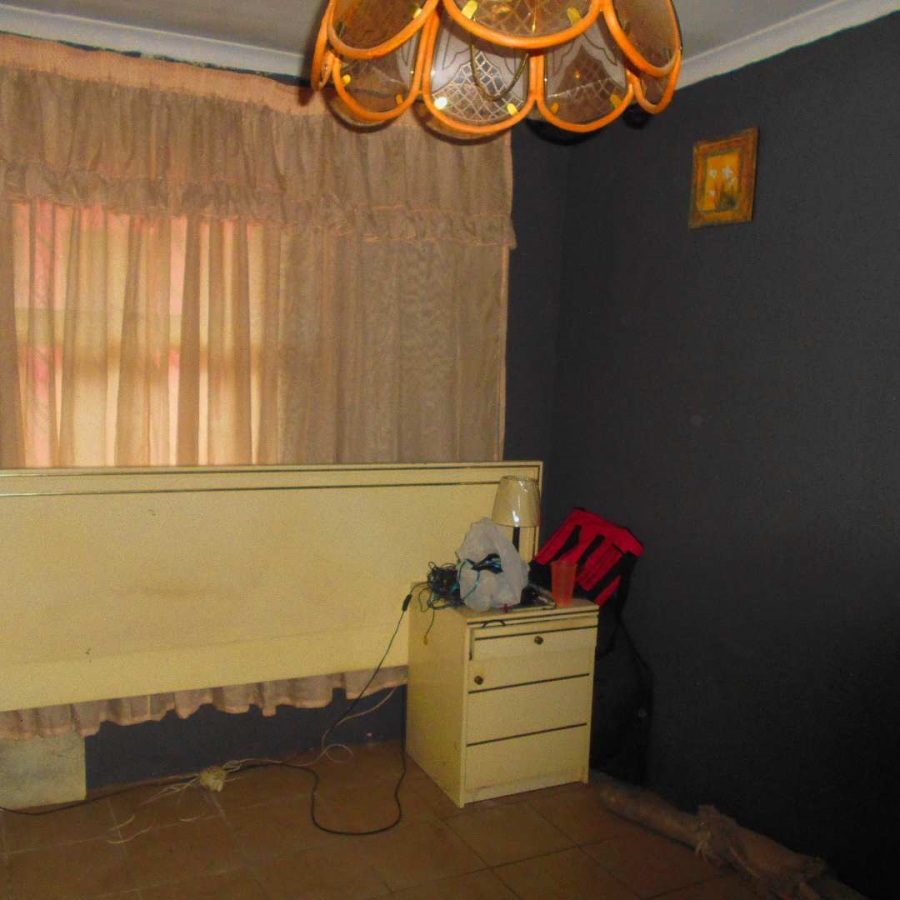 To Let 1 Bedroom Property for Rent in Brackendowns Gauteng