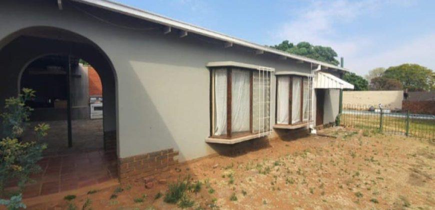 4 Bedroom Property for Sale in Muckleneuk Gauteng