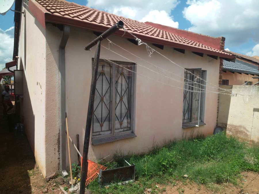 2 Bedroom Property for Sale in Soshanguve VV Gauteng