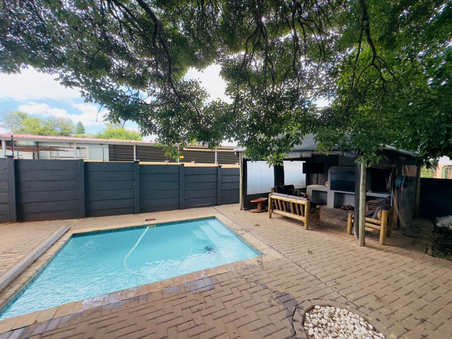 4 Bedroom Property for Sale in Valhalla Gauteng