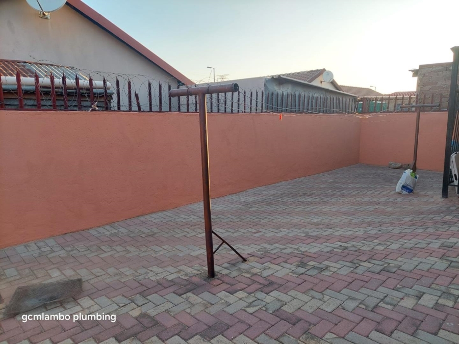 3 Bedroom Property for Sale in Soshanguve East Gauteng