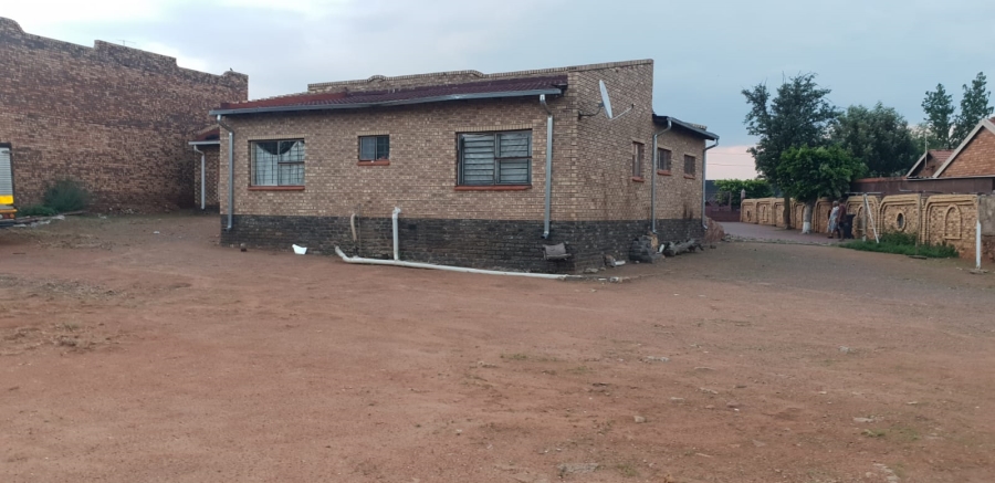 3 Bedroom Property for Sale in Soshanguve DD Gauteng