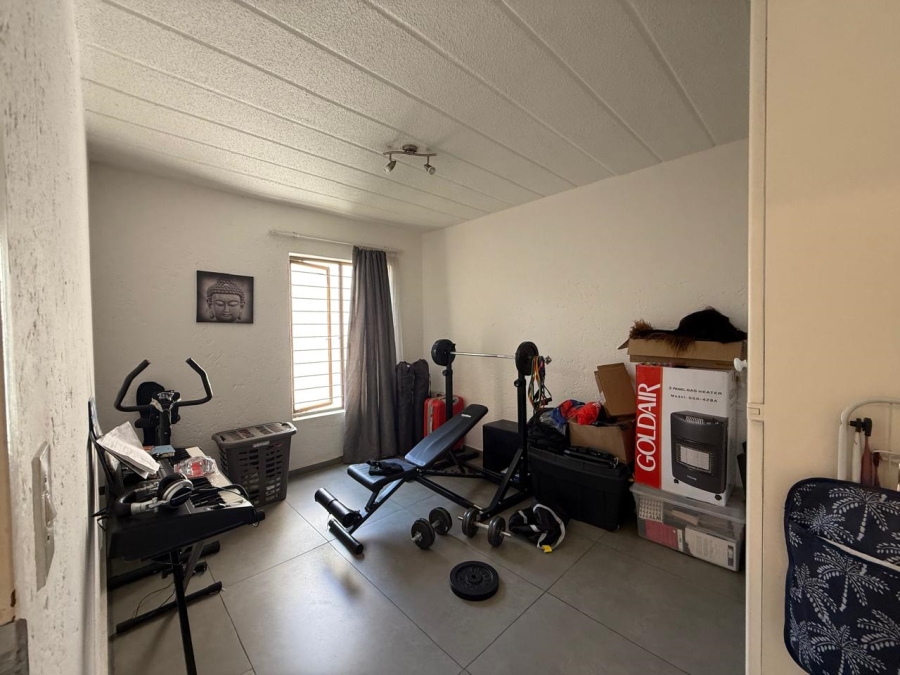 2 Bedroom Property for Sale in Sandown Gauteng