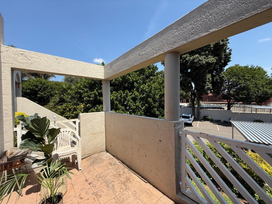 2 Bedroom Property for Sale in Sandown Gauteng