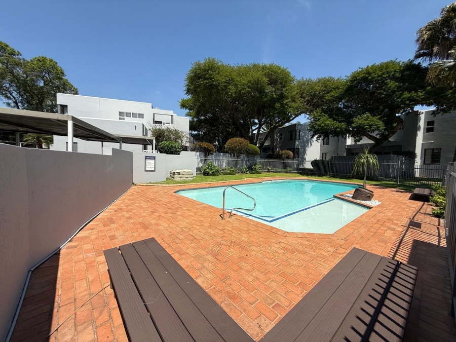 2 Bedroom Property for Sale in Sandown Gauteng