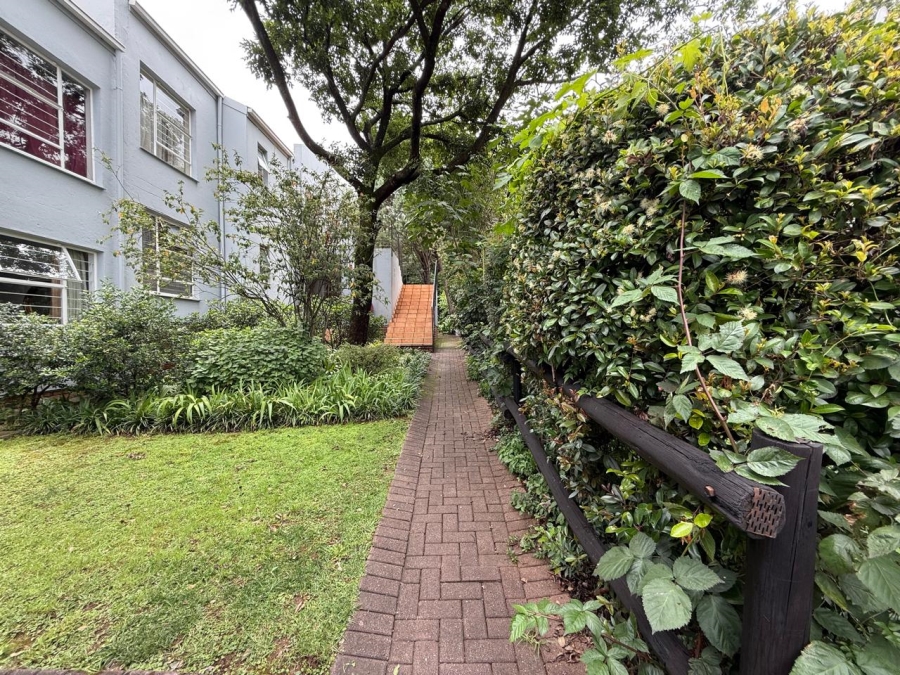 2 Bedroom Property for Sale in Morningside Hills Gauteng