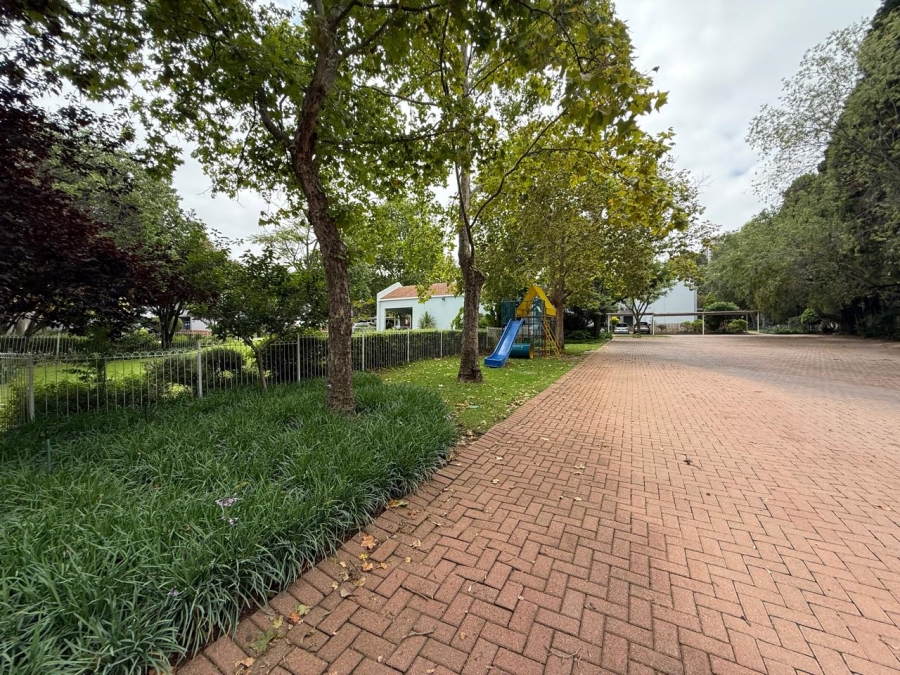 2 Bedroom Property for Sale in Morningside Hills Gauteng