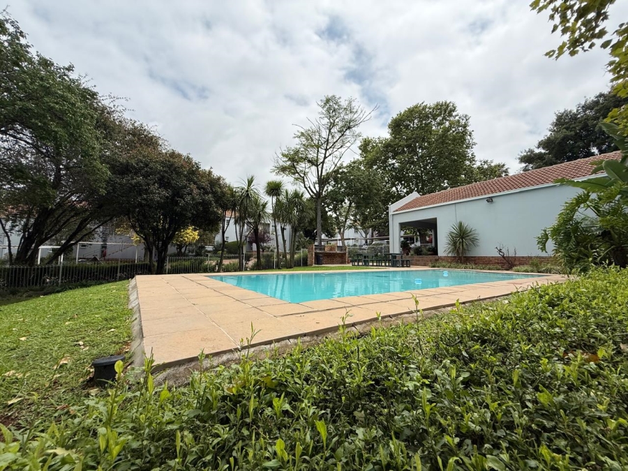 2 Bedroom Property for Sale in Morningside Hills Gauteng