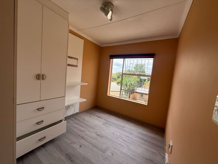 To Let 3 Bedroom Property for Rent in Wilgeheuwel Gauteng