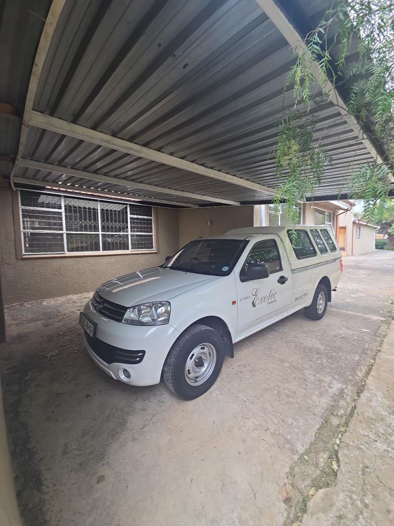 To Let 4 Bedroom Property for Rent in Roodekrans Gauteng