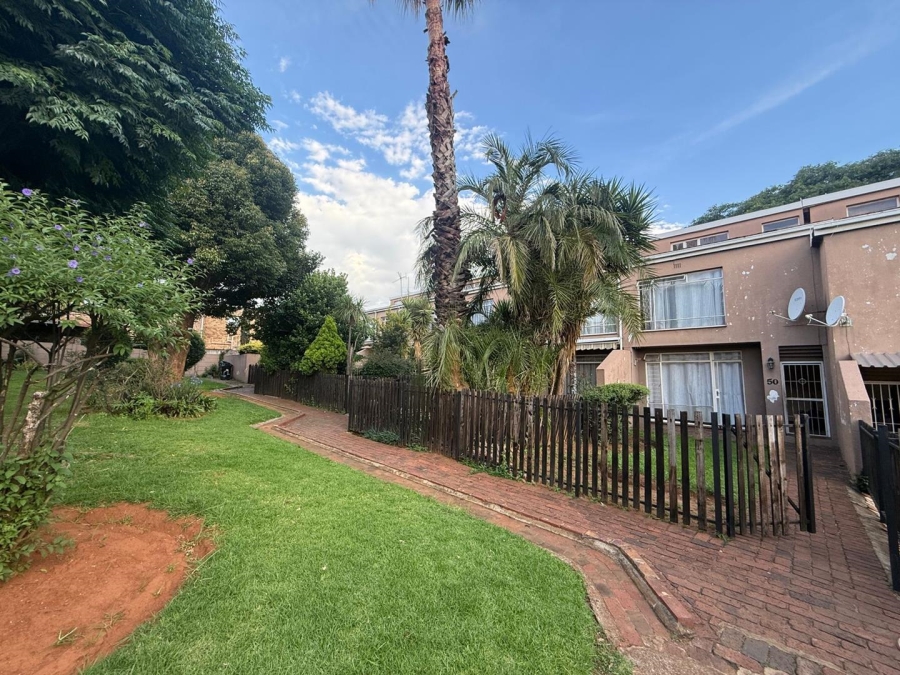 3 Bedroom Property for Sale in Florida Gauteng