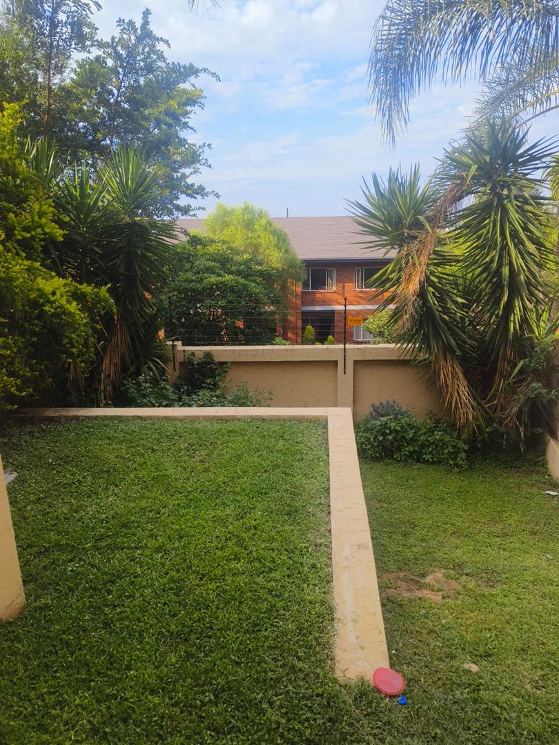 To Let 2 Bedroom Property for Rent in La Montagne Gauteng