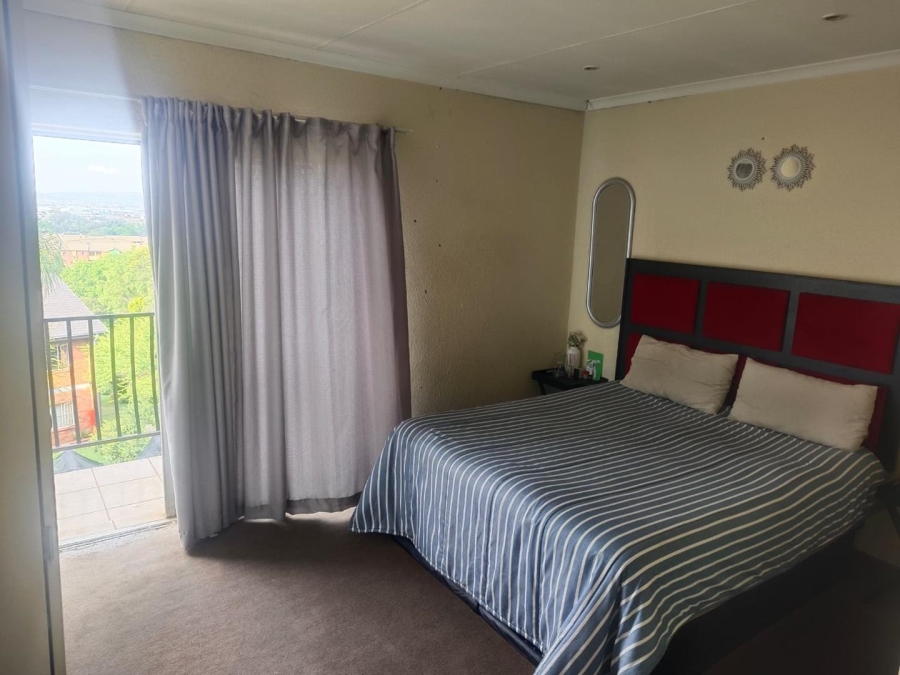 To Let 2 Bedroom Property for Rent in La Montagne Gauteng