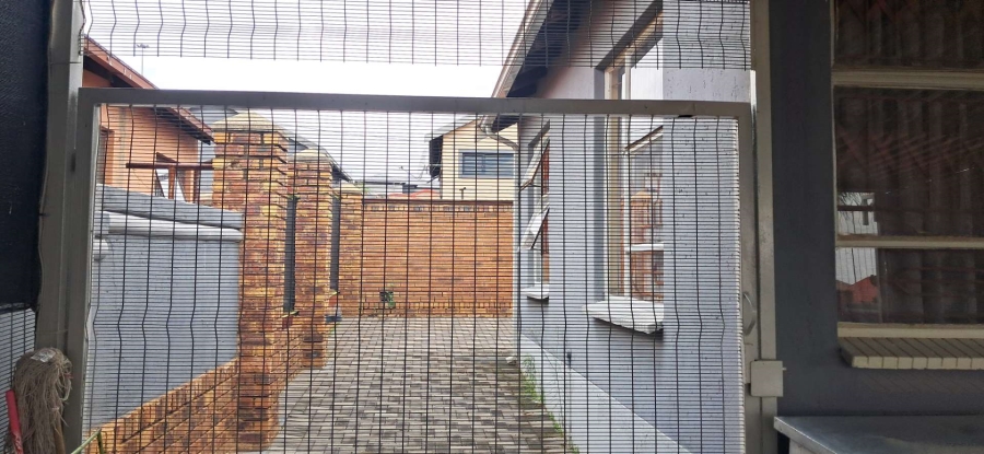 2 Bedroom Property for Sale in Mabopane Unit S Gauteng