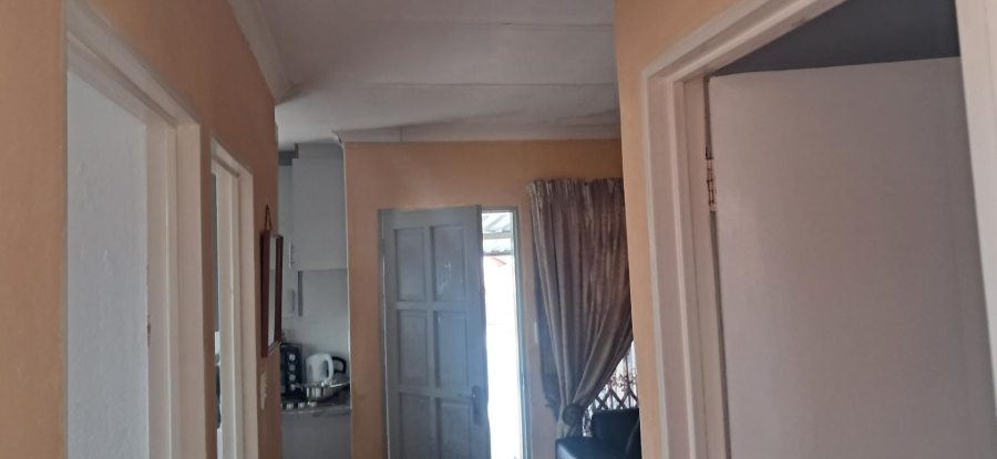 2 Bedroom Property for Sale in Mabopane Unit S Gauteng