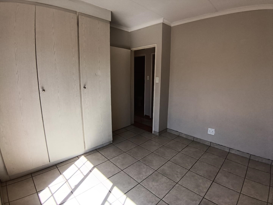 2 Bedroom Property for Sale in Olympus AH Gauteng