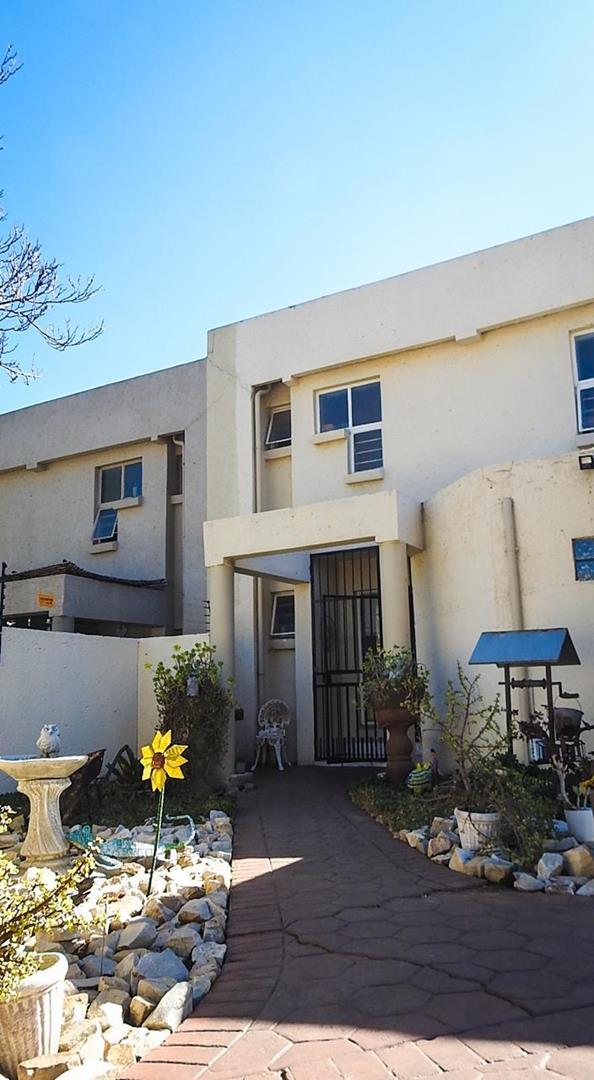 3 Bedroom Property for Sale in Clubview Gauteng