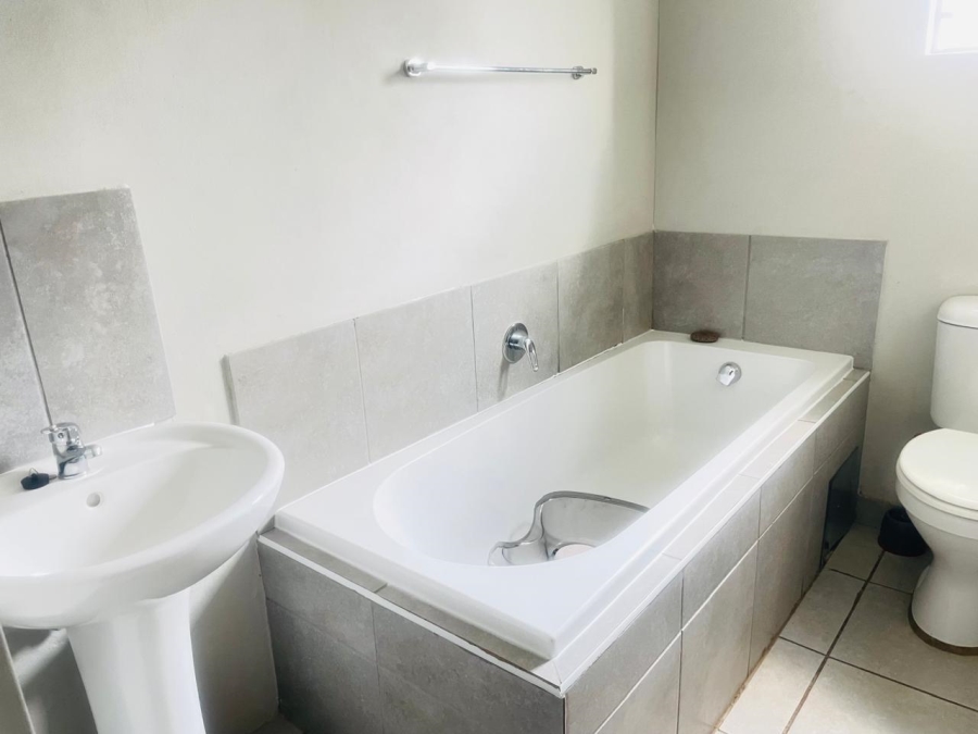 3 Bedroom Property for Sale in Sky City Gauteng