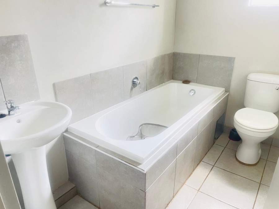 3 Bedroom Property for Sale in Sky City Gauteng