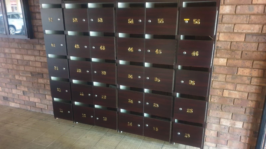 1 Bedroom Property for Sale in Pretoria Central Gauteng