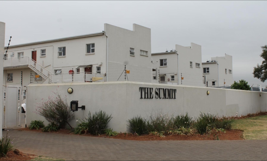 2 Bedroom Property for Sale in Mayberry Park Gauteng