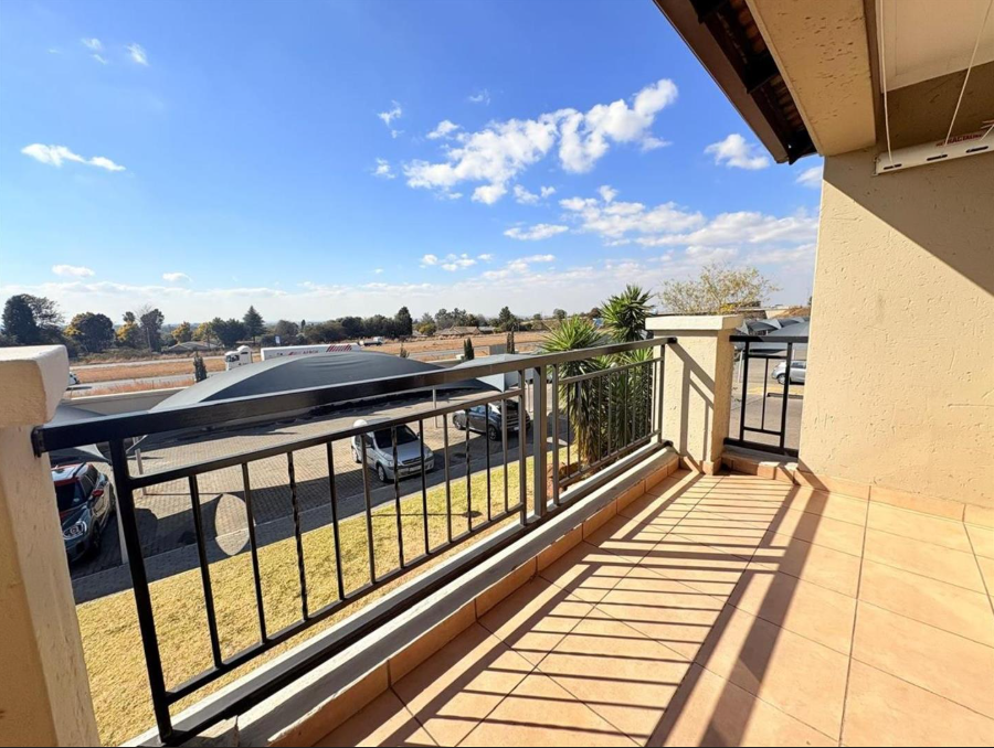 2 Bedroom Property for Sale in Meyersdal Gauteng