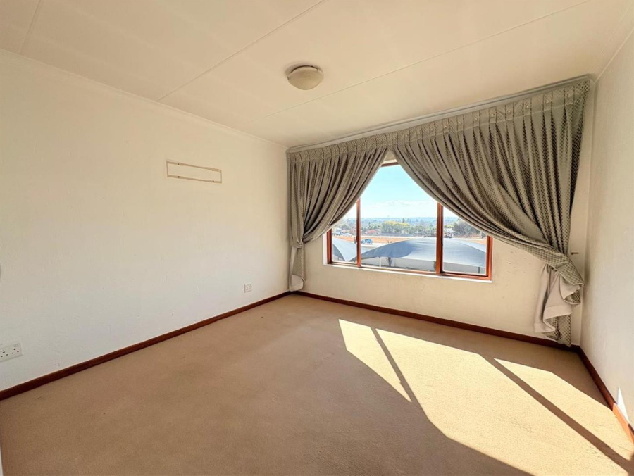 2 Bedroom Property for Sale in Meyersdal Gauteng