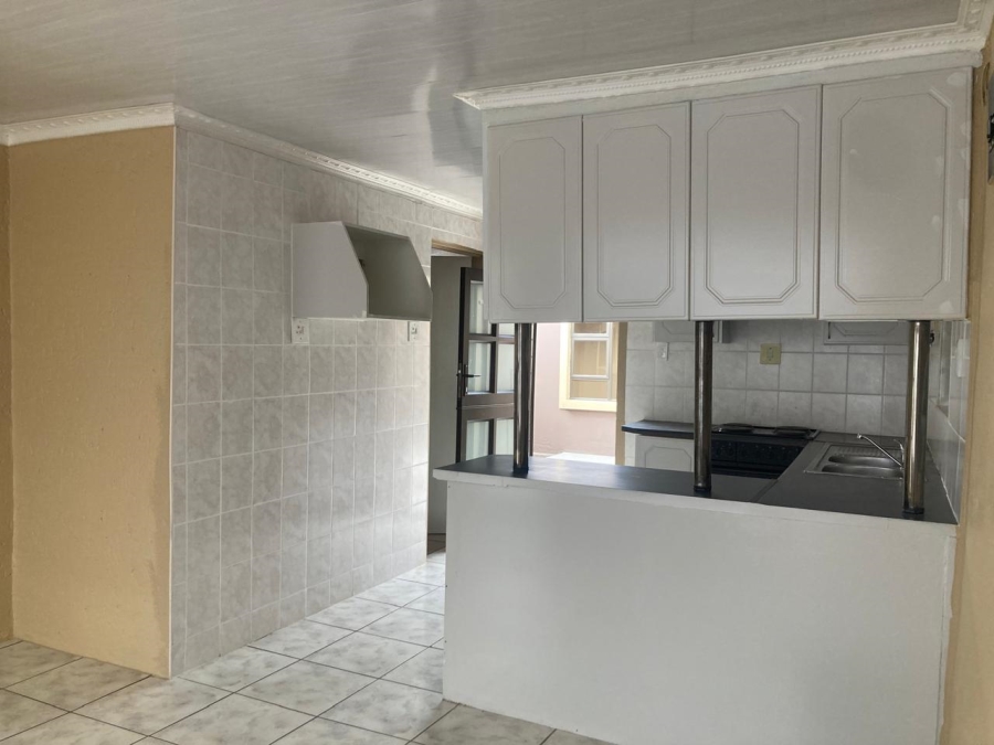 4 Bedroom Property for Sale in Naledi Gauteng