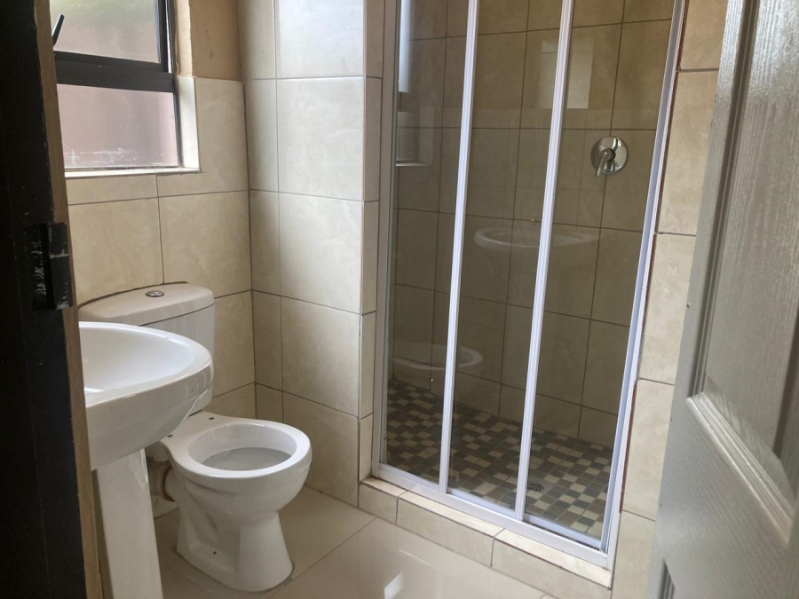 4 Bedroom Property for Sale in Naledi Gauteng