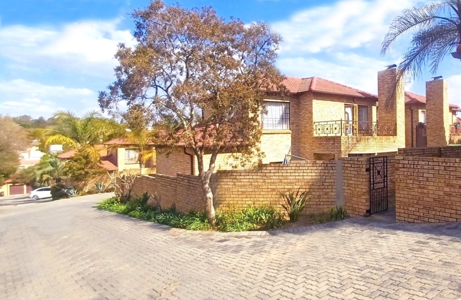 3 Bedroom Property for Sale in Randpark Ridge Gauteng