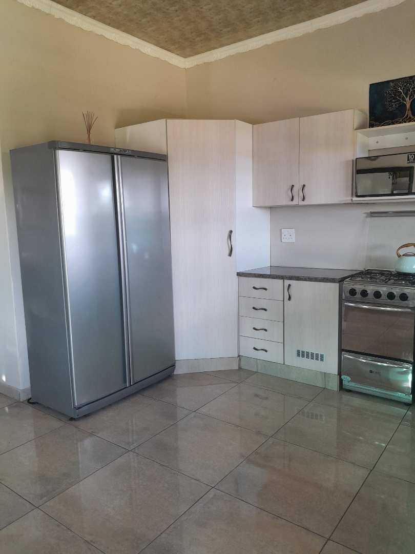 To Let 2 Bedroom Property for Rent in Ridgeway Gauteng