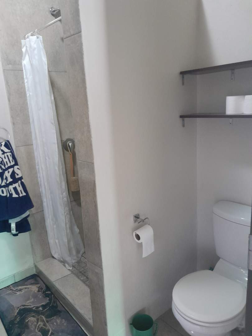 To Let 2 Bedroom Property for Rent in Ridgeway Gauteng