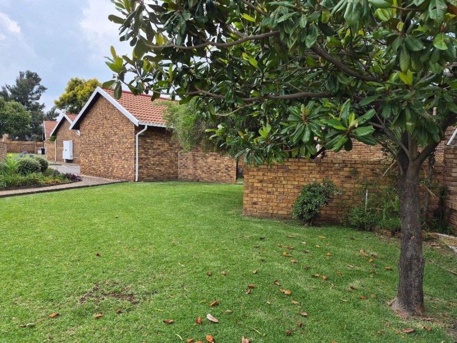2 Bedroom Property for Sale in Witfield Gauteng