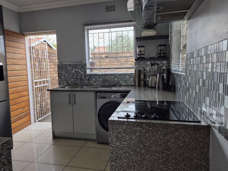2 Bedroom Property for Sale in Witfield Gauteng