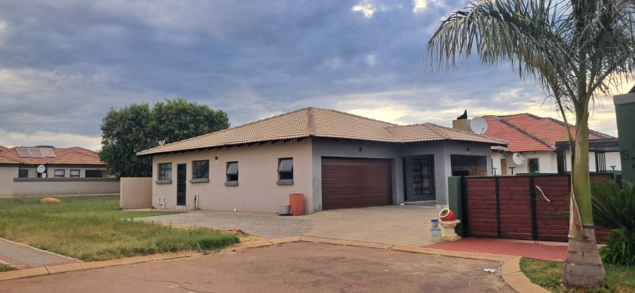3 Bedroom Property for Sale in The Orchards Gauteng