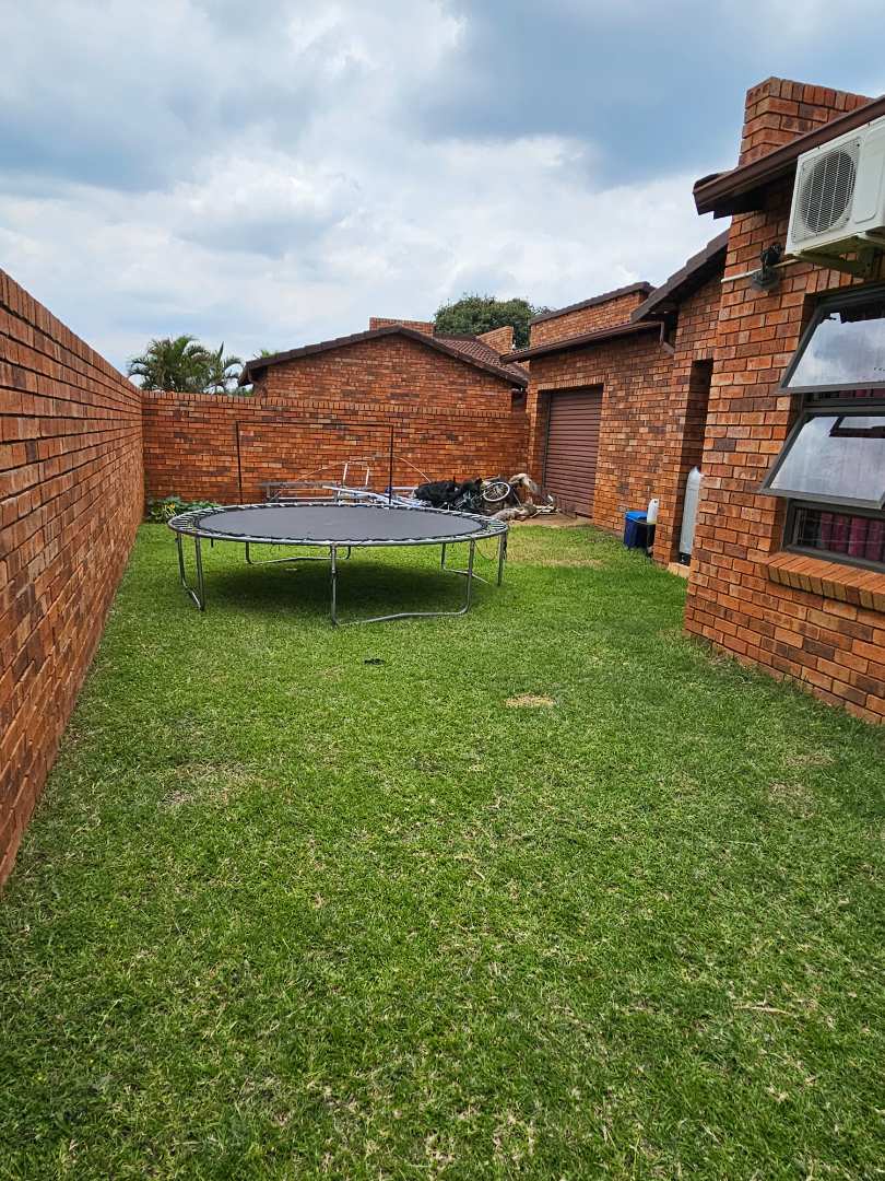 3 Bedroom Property for Sale in Theresa Park Gauteng