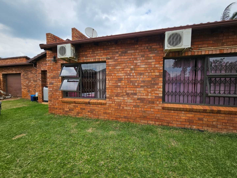 3 Bedroom Property for Sale in Theresa Park Gauteng