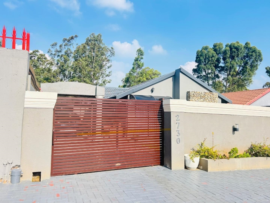 3 Bedroom Property for Sale in Naturena Gauteng