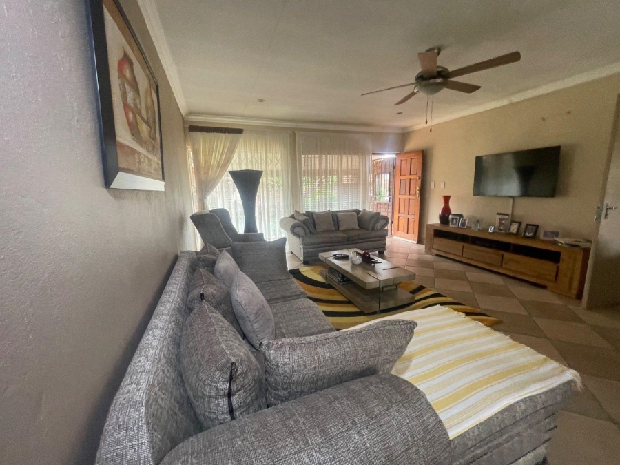 3 Bedroom Property for Sale in Birch Acres Gauteng