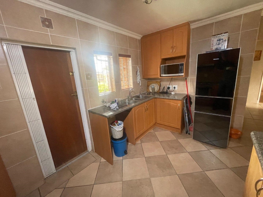 3 Bedroom Property for Sale in Birch Acres Gauteng