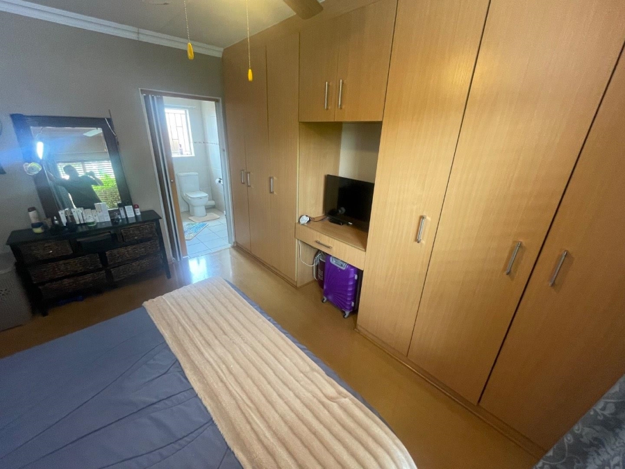 3 Bedroom Property for Sale in Birch Acres Gauteng