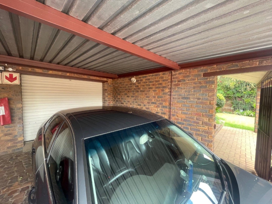 3 Bedroom Property for Sale in Birch Acres Gauteng