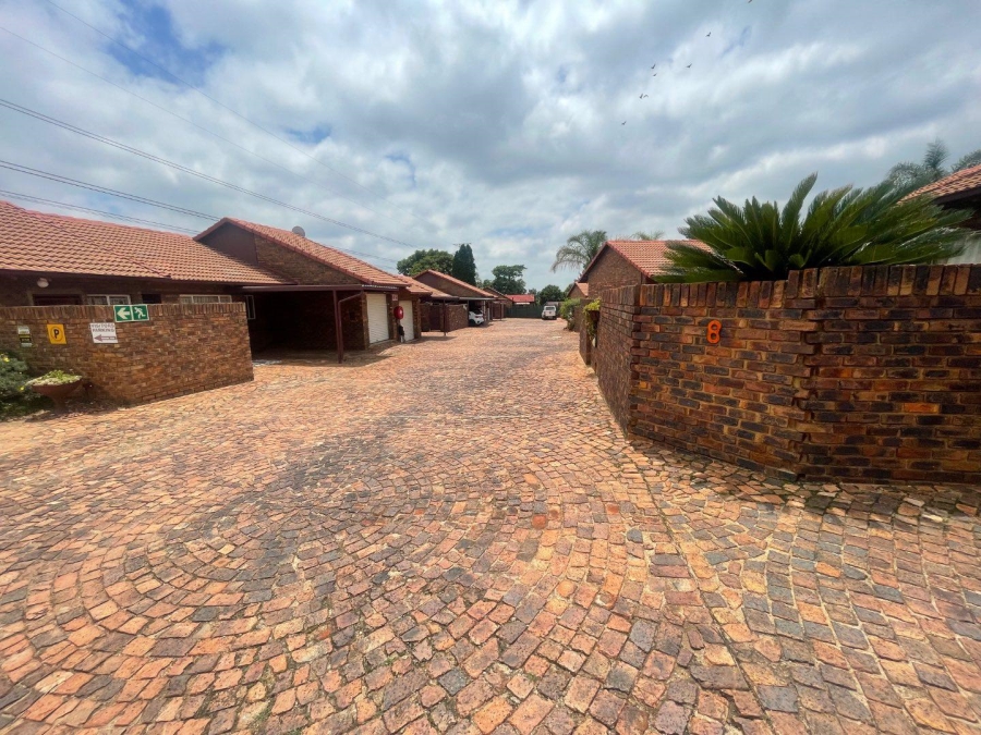 3 Bedroom Property for Sale in Birch Acres Gauteng