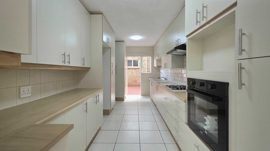 To Let 3 Bedroom Property for Rent in Sandown Gauteng