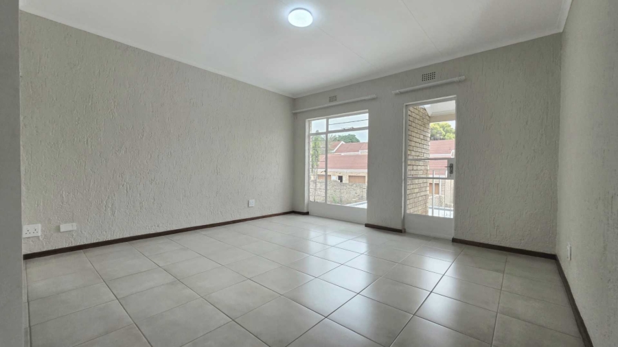 To Let 3 Bedroom Property for Rent in Sandown Gauteng