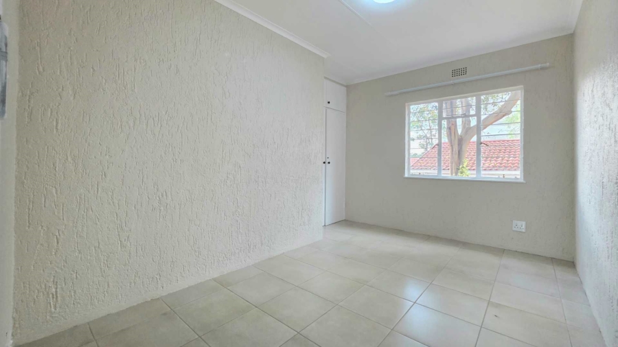 To Let 3 Bedroom Property for Rent in Sandown Gauteng